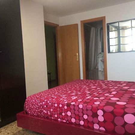 Amplio Y Comodo Apartamento Con Parking Apartamento Valência Exterior foto