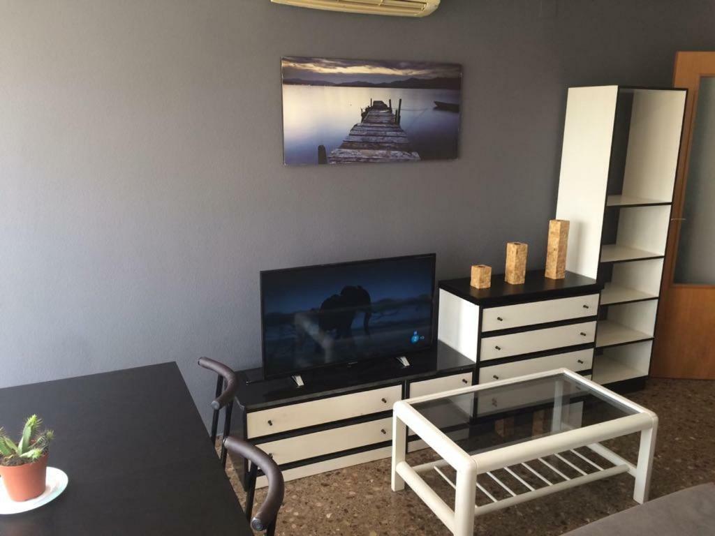 Amplio Y Comodo Apartamento Con Parking Apartamento Valência Exterior foto