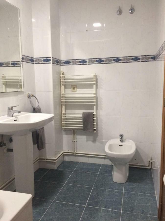 Amplio Y Comodo Apartamento Con Parking Apartamento Valência Exterior foto