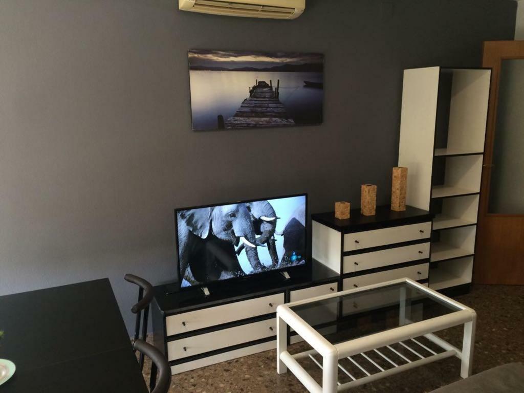Amplio Y Comodo Apartamento Con Parking Apartamento Valência Exterior foto